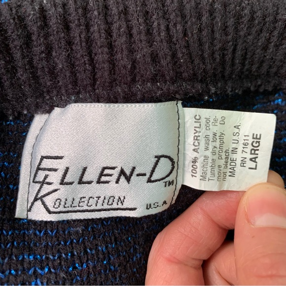 VTG midi length black knit skirt. Circa 1980s. Size L. - Picture 4 of 4